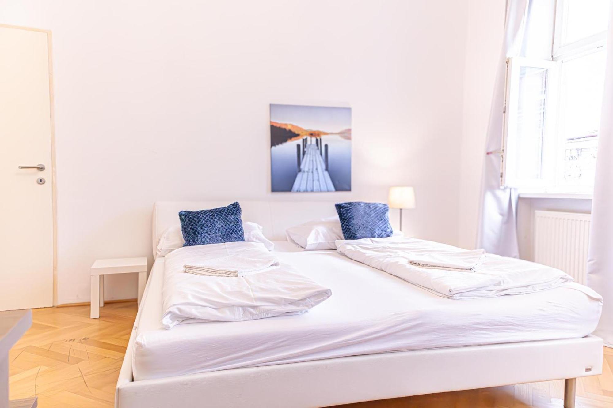 Amazing 2Br City Stay, Wiener Stadthalle Экстерьер фото