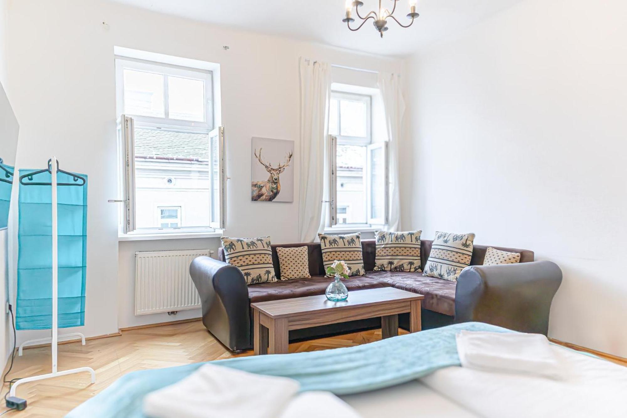 Amazing 2Br City Stay, Wiener Stadthalle Экстерьер фото