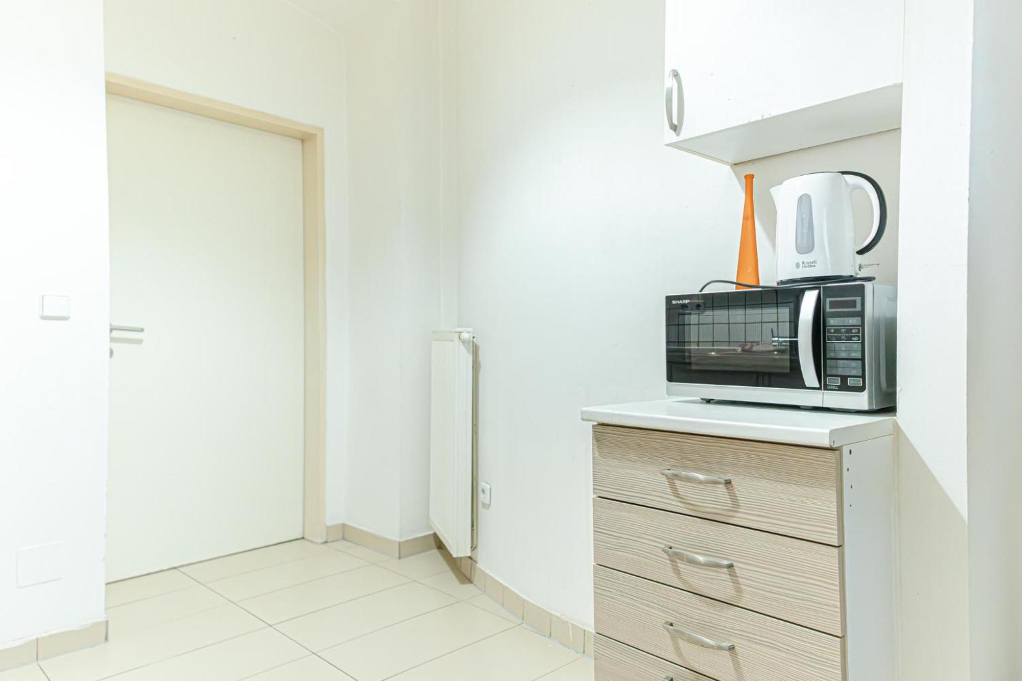 Amazing 2Br City Stay, Wiener Stadthalle Экстерьер фото